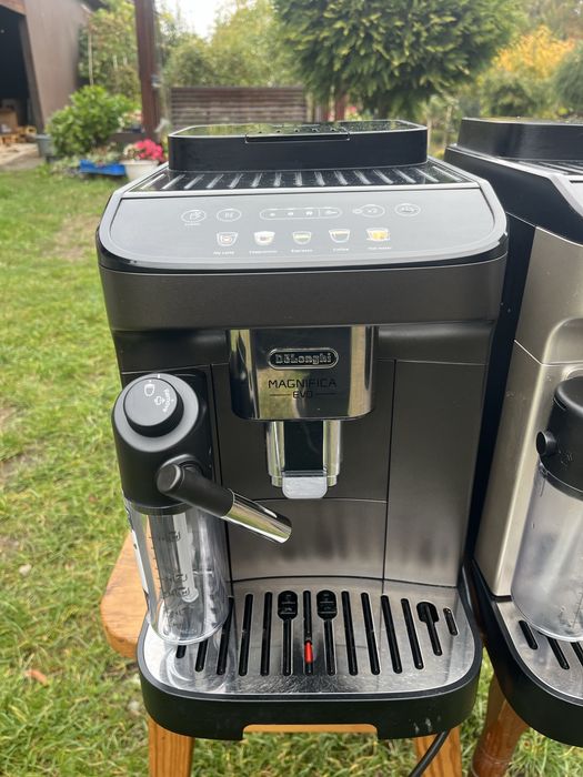 Кавомашина Delonghi magnifica evo Latte 24 року