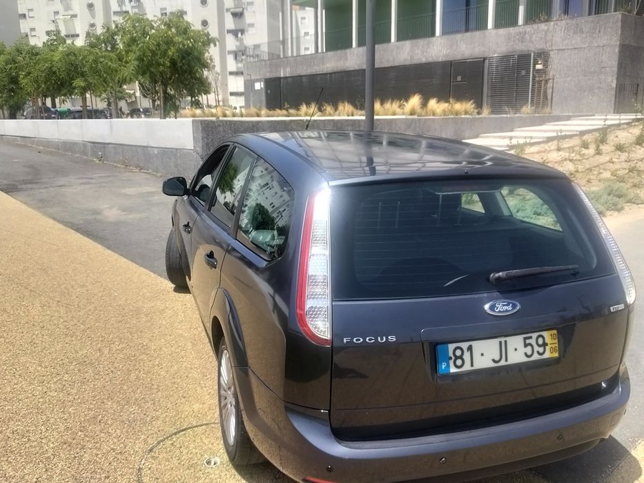 Ford focus Titanium 2010516570437921679364