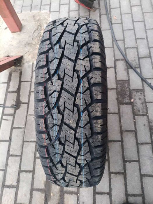 Нові шини 245/75R16 111S Sunfull Mont-Pro AT782