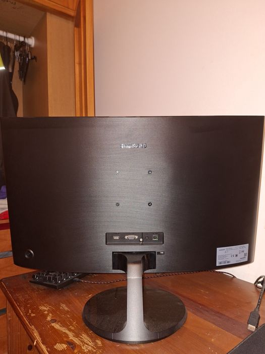 HP Pavilion 580-016np com monitor