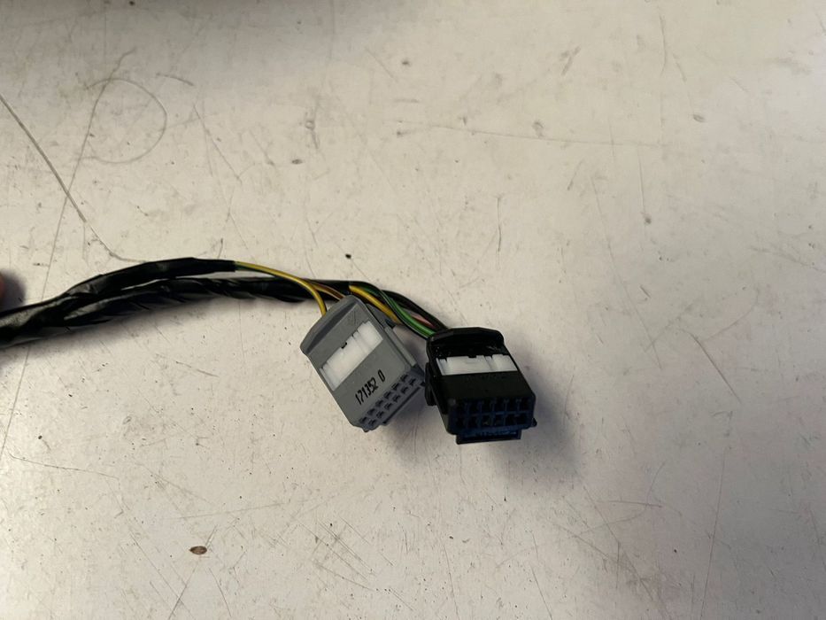 Renault Megane IV 4 - RETROVISOR REBATIVEL ESQUERDO - ER359