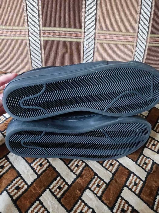 Кросівки NIKE р42,5 (кроссовки)