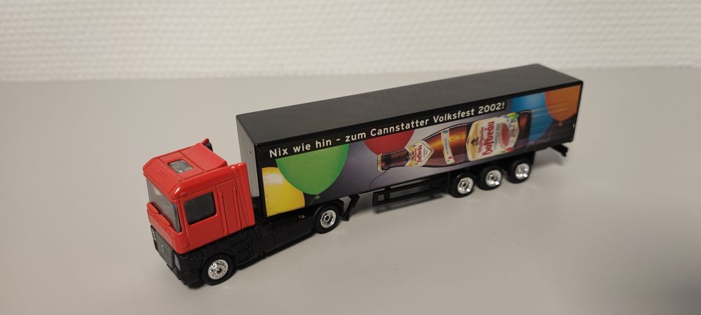 Колекція масштабних моделей авто вантажівок. Масштаб 1:87.