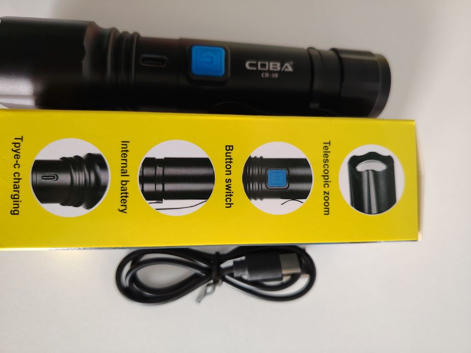 Lanterna C 38- 11 cm –  alcance 400 m.. Indicado para  Forças de segur