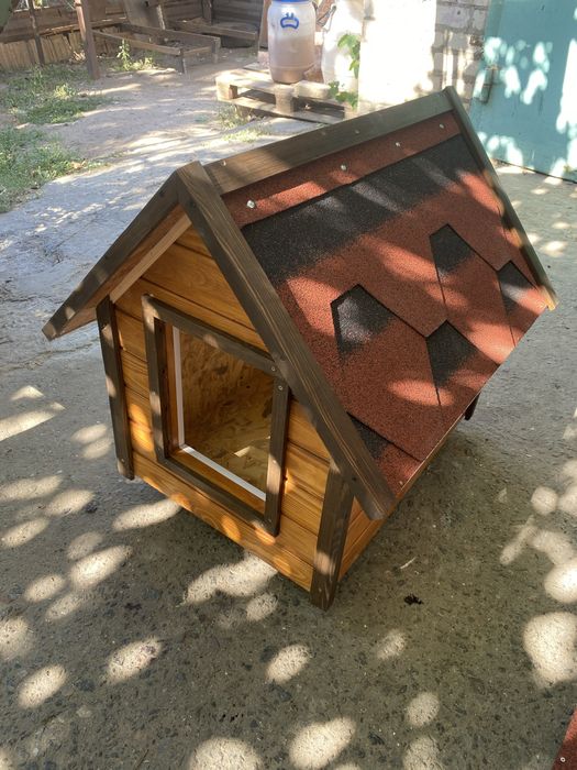 Будки «домік» утеплені.