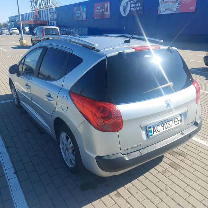 Продам Peugeot 207sw 1.4 бензин 2008 рік  пробіг 232.тис.