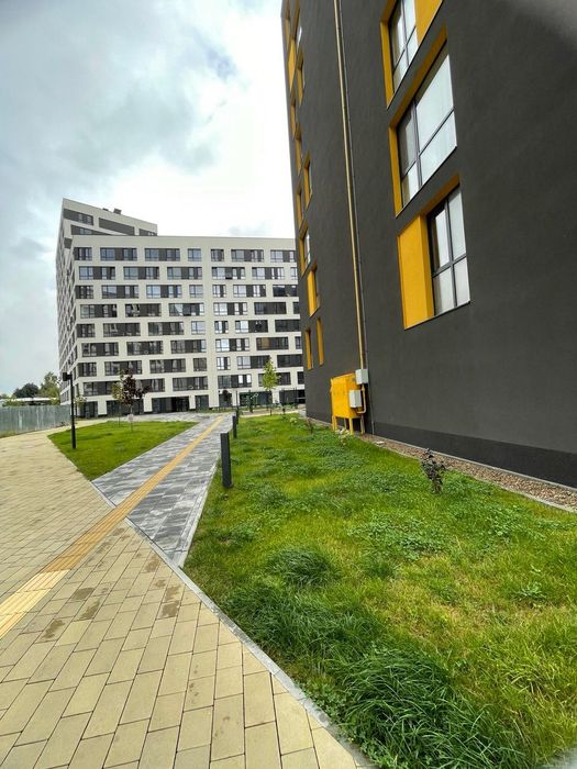 Продаж 1 кімнатної квартири в ЖК Підзамче Вежа по вул Б. Хмельницького