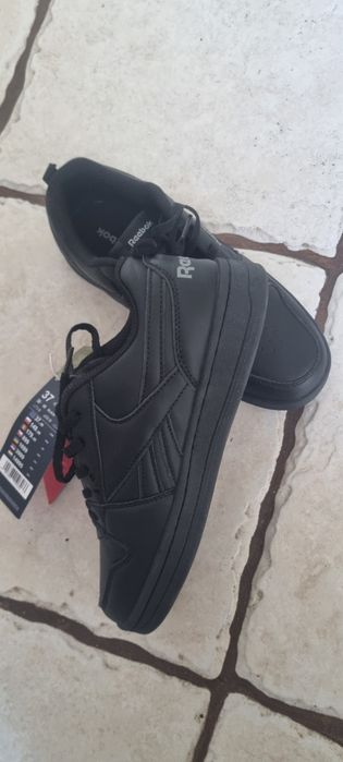 Nowe buty Reebok czarne r. 37 z metką
