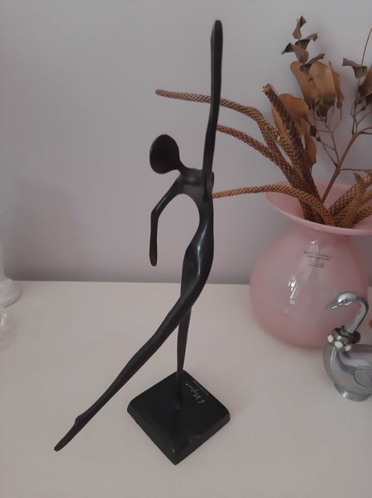 Estatueta em bronze, bailarina a dançar, Designer Bodrul Khalique-Ikea