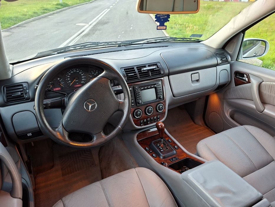 Mercedes ML  W163 400CDI 4.0 V8 250km Lift Hak