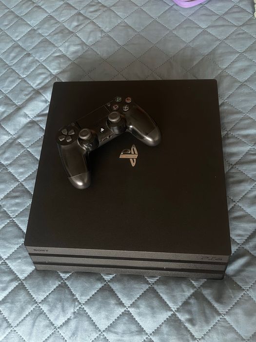 PlayStation 4 PRO