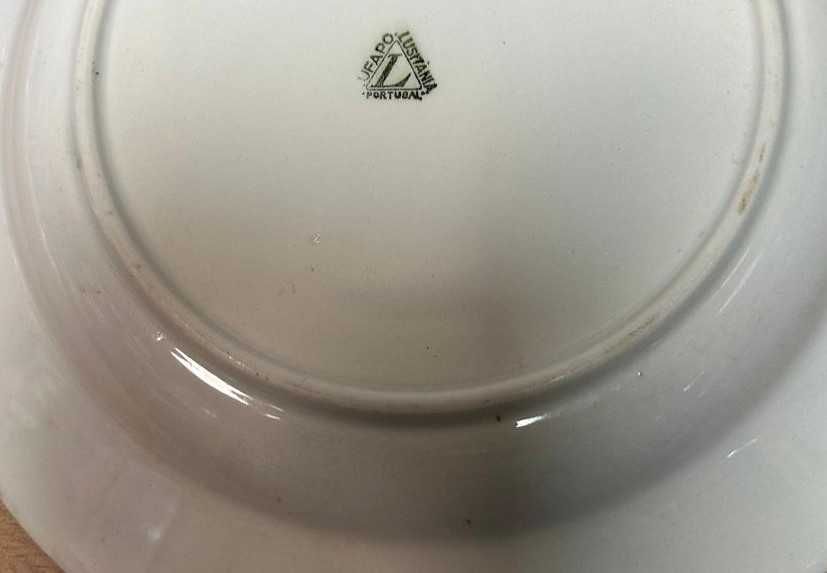 Pratos decorativos antigos 32 cm Diam.