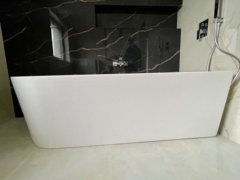 Wanna wolnostojąca narożna prawa Mexen