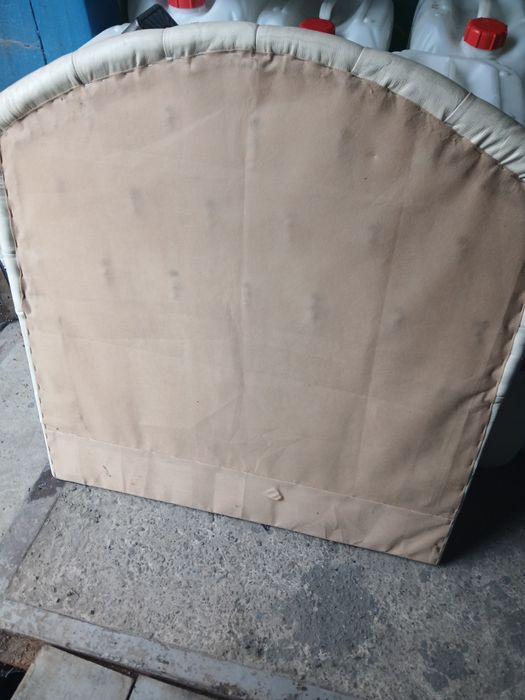 Бильце для ліжка