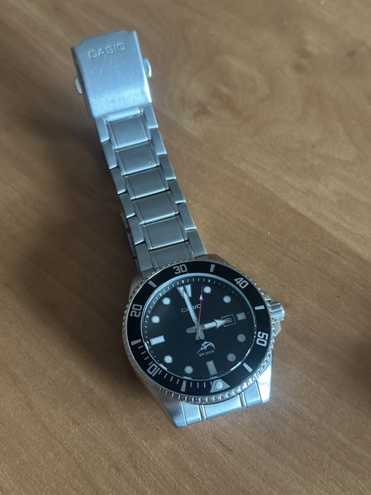 Casio MDV-106 гарний стан!