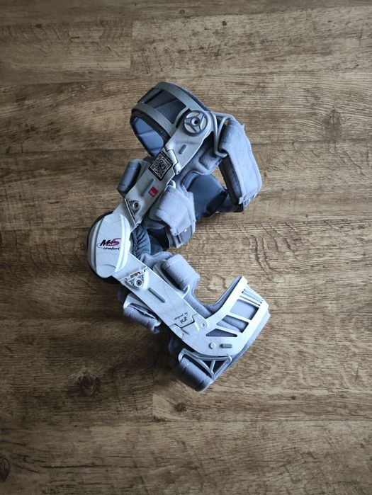 Колінний ортез Medi M.4s OA Comfort розмір XXL