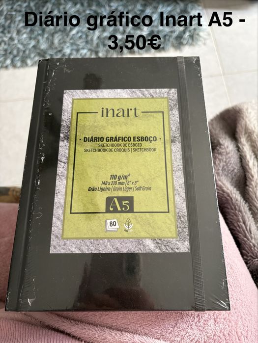 Material de desenho nunca usado, vendo por não dar utilidade