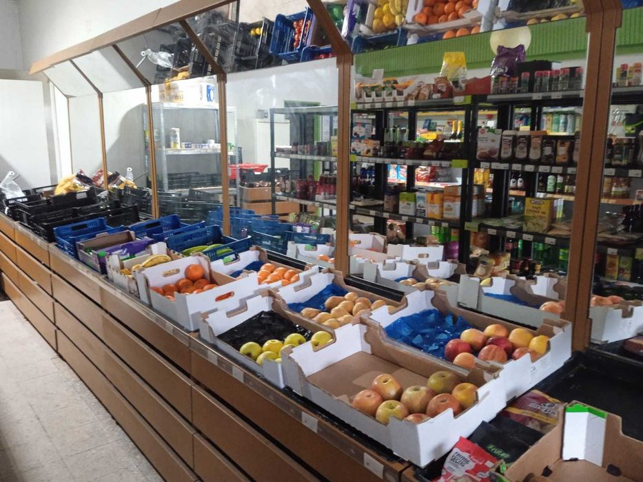 Expositor de fruta com vidro