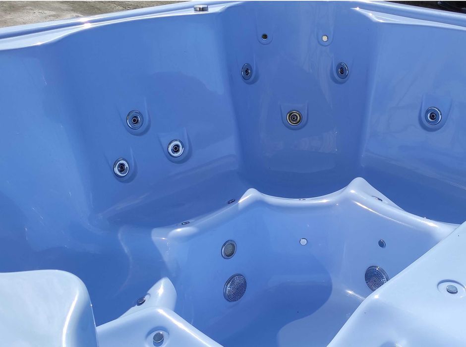 Jacuzzi całoroczne 6 os basen balia masaż pokrywa LED sauna transport