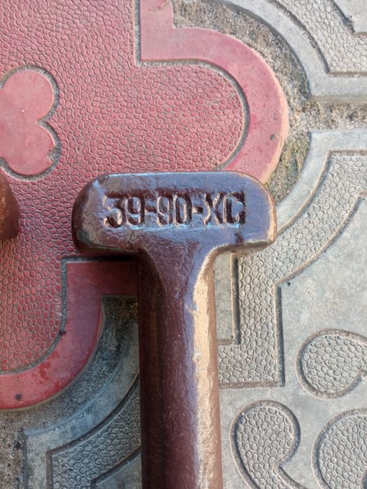 Продам металеві молотки