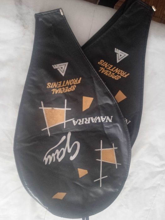 Duas raquetes de tênis