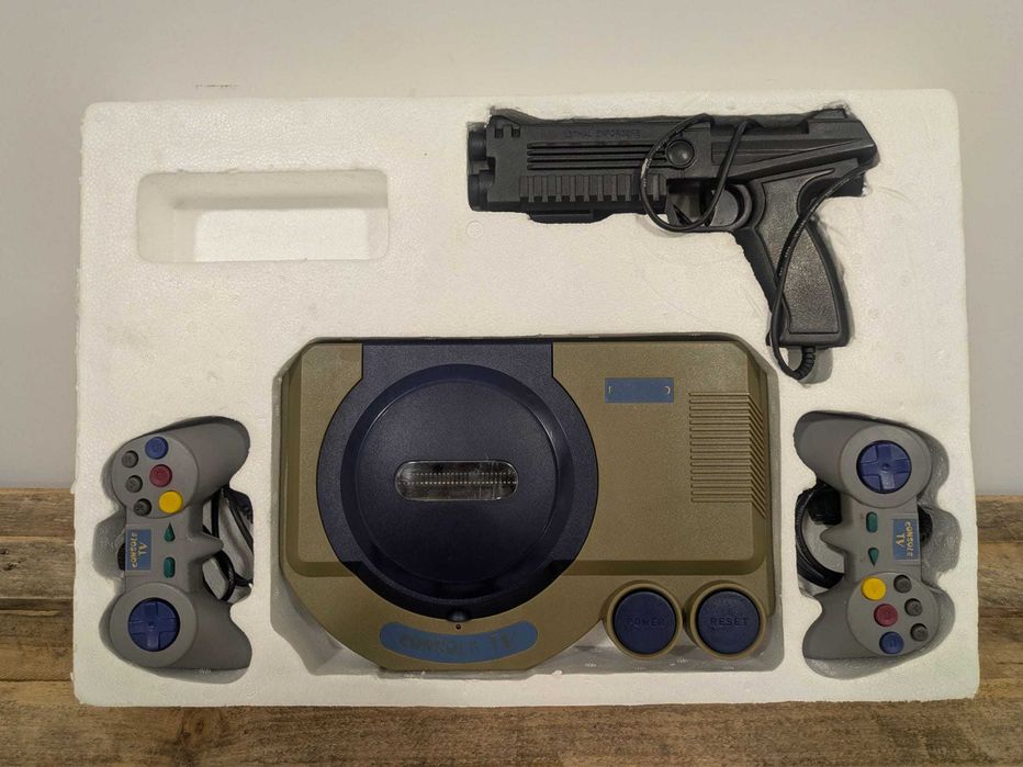 Console TV BOS-2800 - consola retro (famiclone)