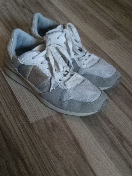 fajne "adidasy" z ccc rozm. 41