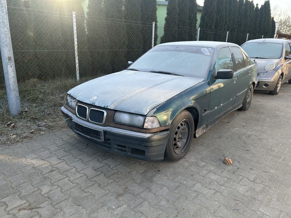 Bmw e36 318i benzyna
