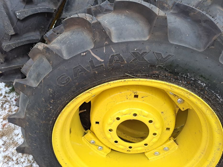 Opony Koła John Deere 11.2-R24