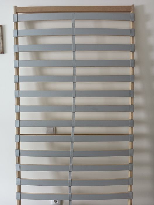 Cama de solteiro + colchão