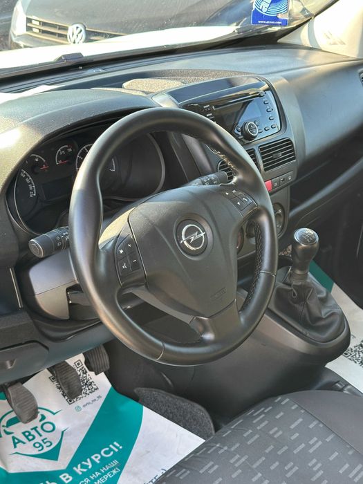 Продам Opel Combo 2018 рік можлива розстрочка,кредит,обмін!