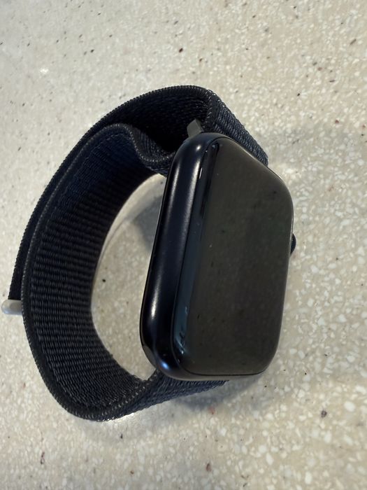 Apple Watch 9 GPS + Celular 45mm