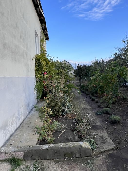 Продаю жилой крепкий дом в Великодолинское