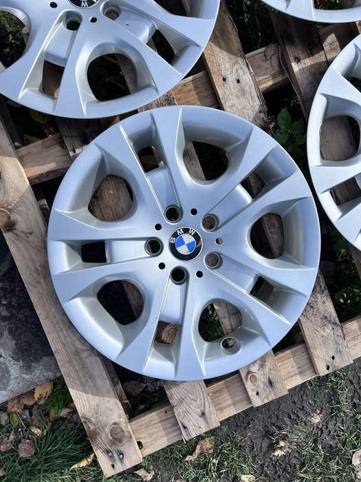Komplet kołpaków BMW 17”