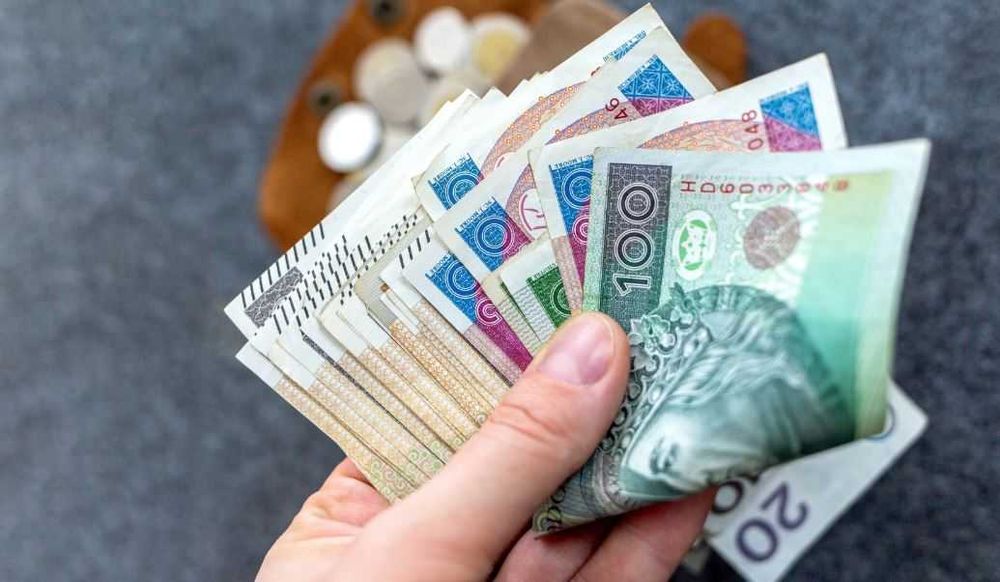 Pożyczka dla zadłużonych bez baz i bik na dowód - prywatna