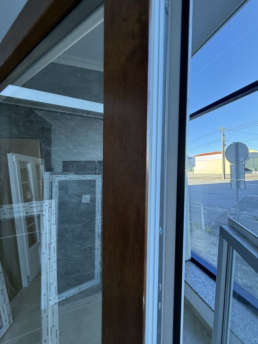 Porta sacada oscilo bante