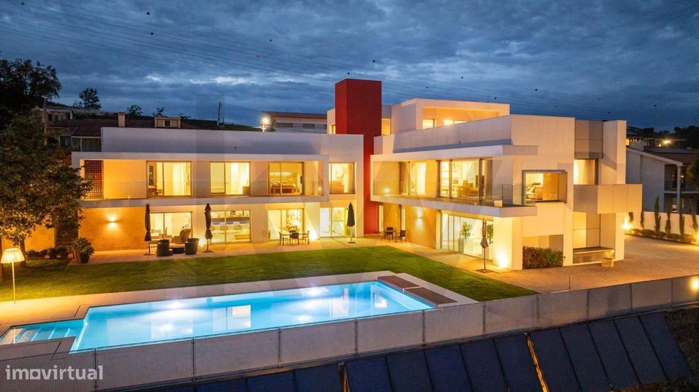 Moradia de Luxo T4 com 746m2 de Área no Parque Natural das Sete Fontes