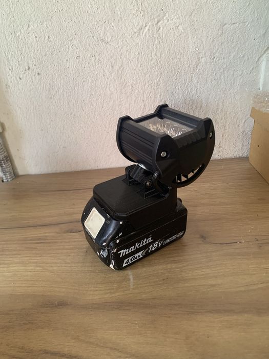 Адаптер, прожектор для акумулятора Макіта 18В