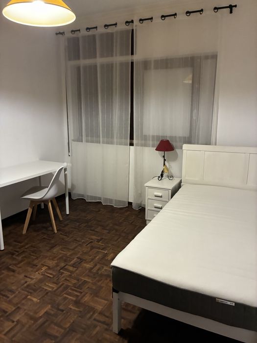 Quarto para arrendar estudante -Solum - Coimbra