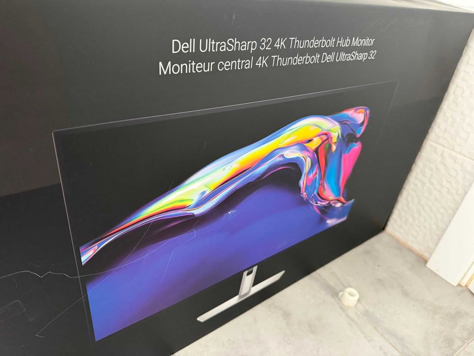 Monitor Dell UltraSharp U3225QE