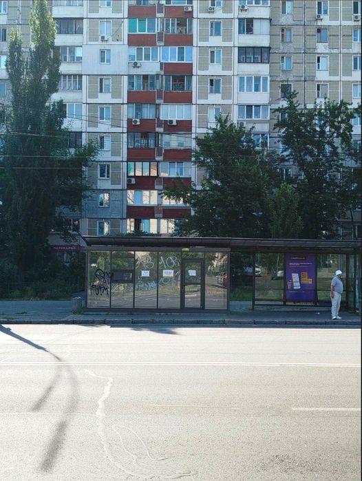 Оренда зупинкового комплексу пр-т. Червоної калини 38/10, 15м² назва зупинки "Сабурова" - Вид 3