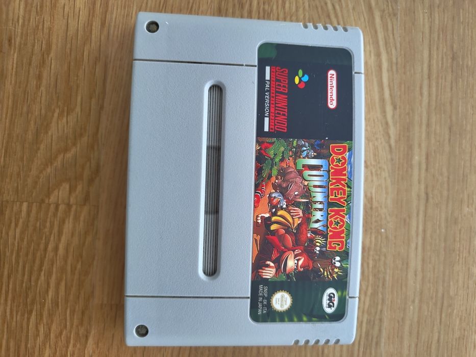 Donkey Kong Country - SNES