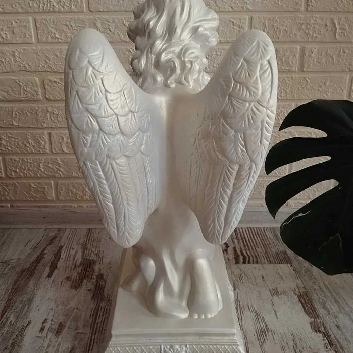 Ангел гіпсовий,великий