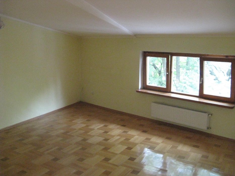 ВЛАСНИК!Оренда ЛІЖКОМІСЦЯ в кімнаті приватного гуртожитка.Без комісії!