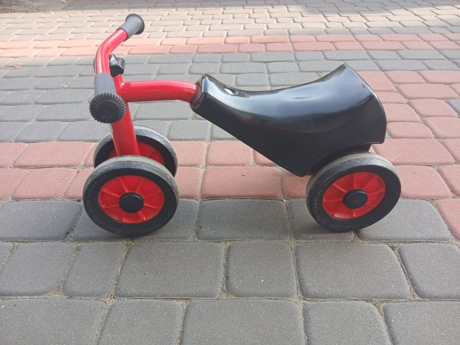 Rowerek biegowy masywny wiking