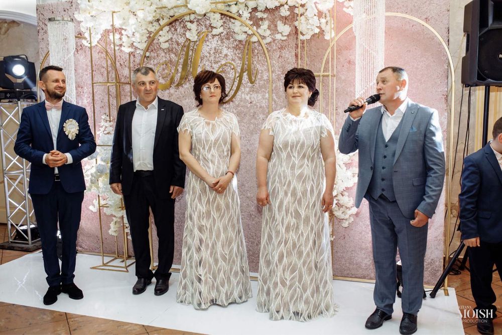 Вечірня сукня