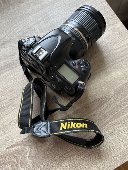 Дзеркальний фотоапарат Nikon D800