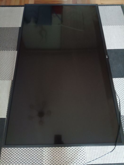 Телевизор LG 50 диагональ