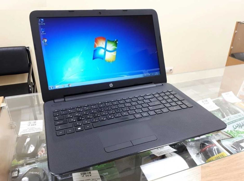 Ноутбук HP для роботи / проц 4 ядра / RAM 8GB/ 250GB SSD/акум. 5 годин