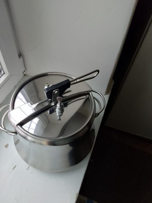 Кастрюля 7 литров скороварка